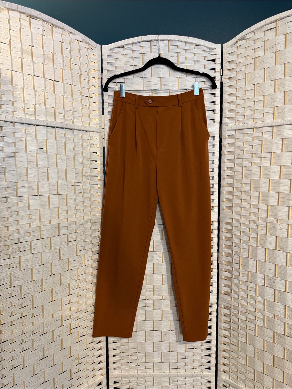 Cropped High-Rise Ankle Pants in Rust Brown